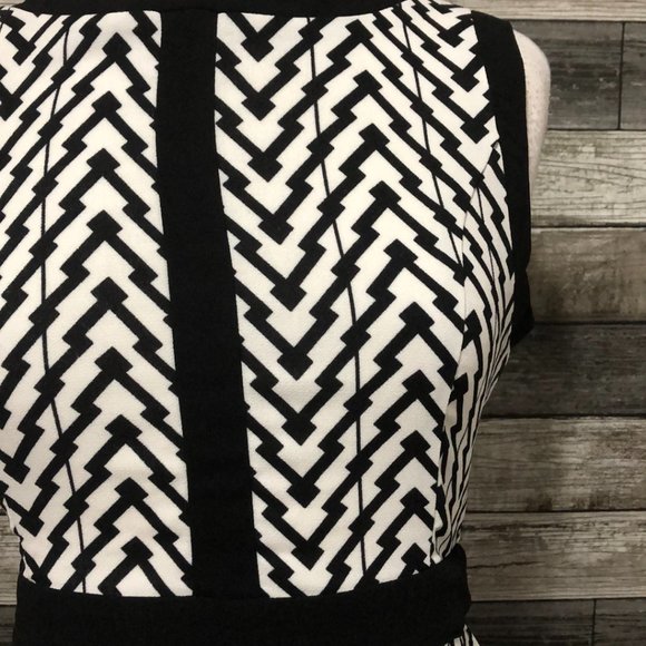In Style Black/White Fit & Flare Dress - Picture 2 of 4